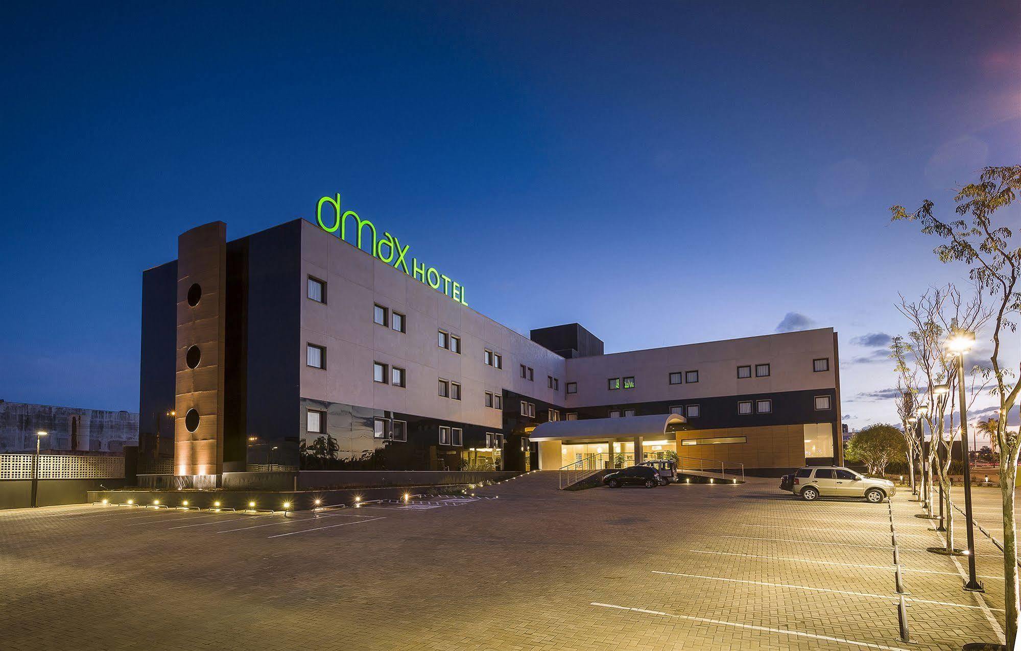 Dmax Hotel Marilia Bagian luar foto